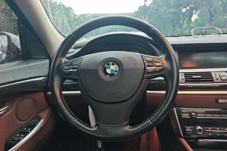 Used BMW 5 Series GT 2014 528i Leading Model Steering Wheel