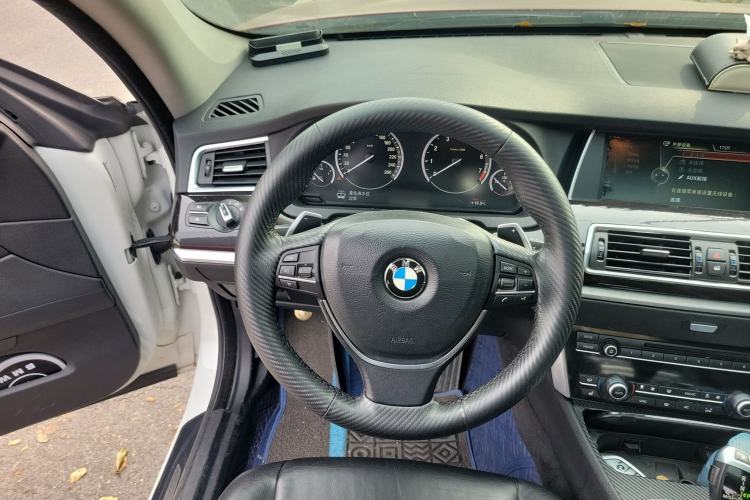 Used BMW 5 Series GT 2014 535i Leading Model Steering Wheel