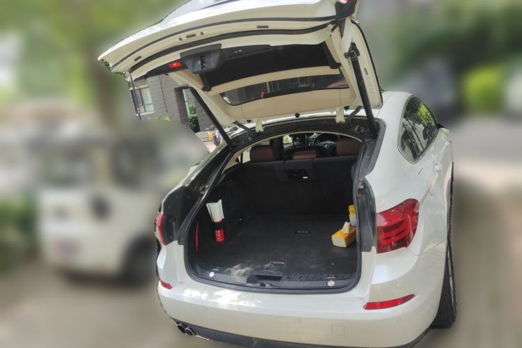 Used BMW 5 Series GT 2014 528i Leading Model Trunk