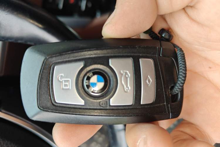 Used BMW 5 Series GT 2014 535i xDrive Vehicle Key