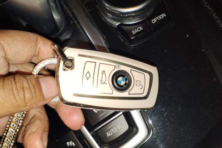 Used BMW 5 Series GT 2014 528i Leading Model Vehicle Key