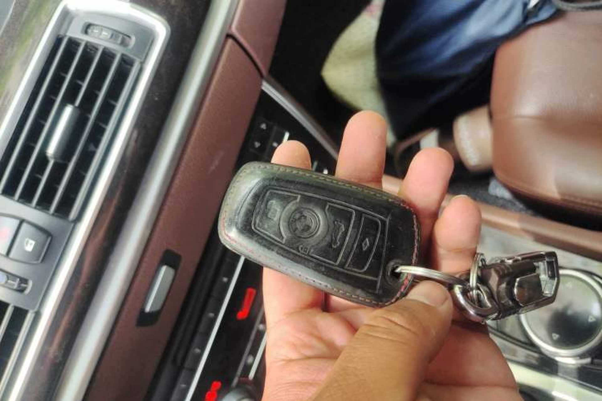 Used BMW 5 Series GT 2014 528i Leading Model Vehicle Key
