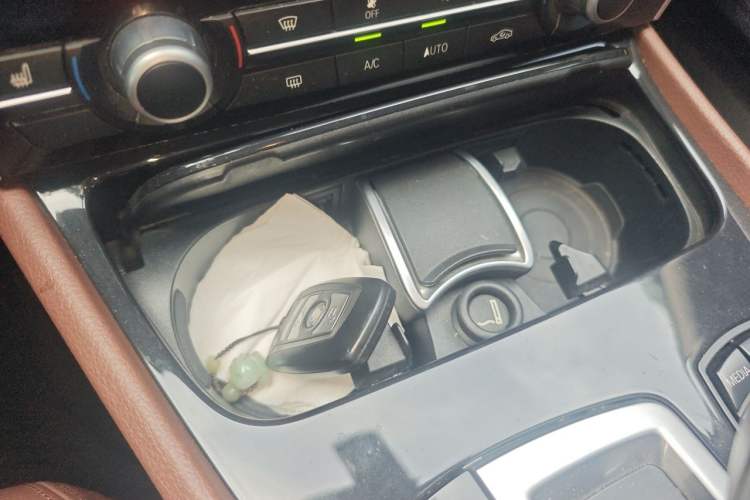 Used BMW 5 Series GT 2014 528i Leading Model Vehicle Key