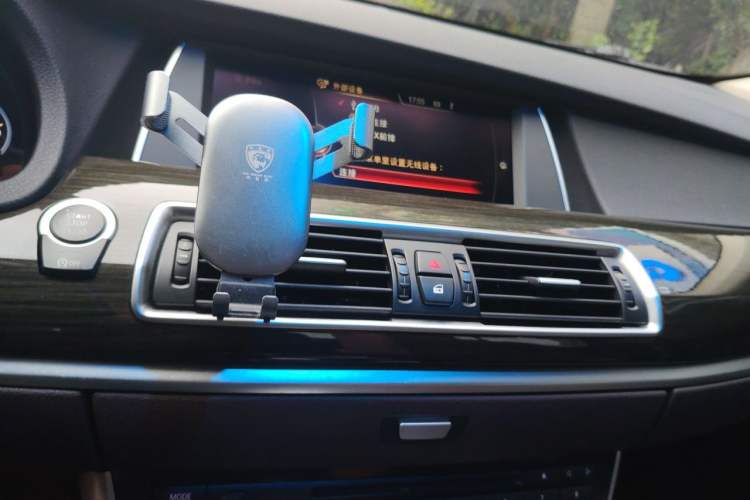 Used BMW 5 Series GT 2015 528i Luxury Edition Audio And AC Panel