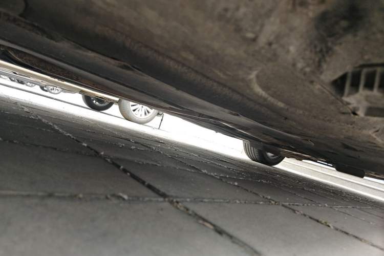 Used BMW 5 Series GT 2015 528i Leading Model Chassis Front Left