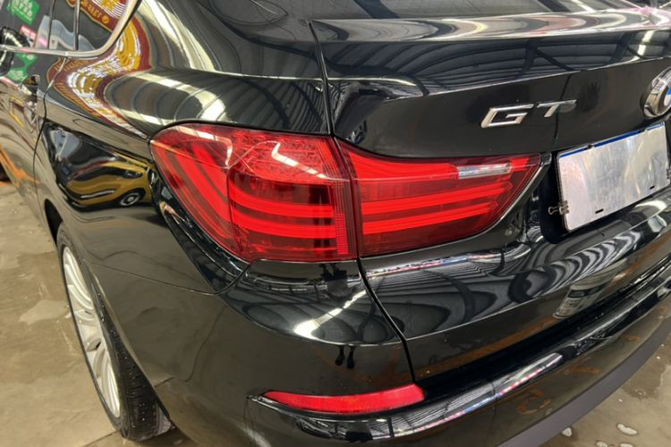Used BMW 5 Series GT 2015 535i Leading Model Exterior 4