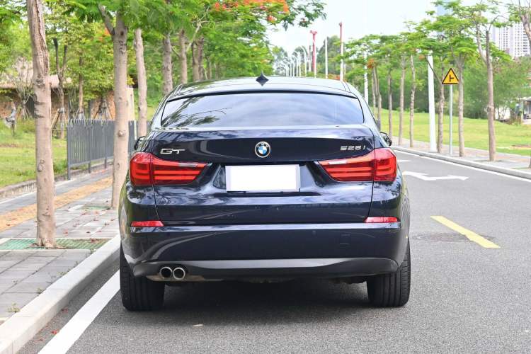 Used BMW 5 Series GT 2015 528i Leading Model Exterior 6