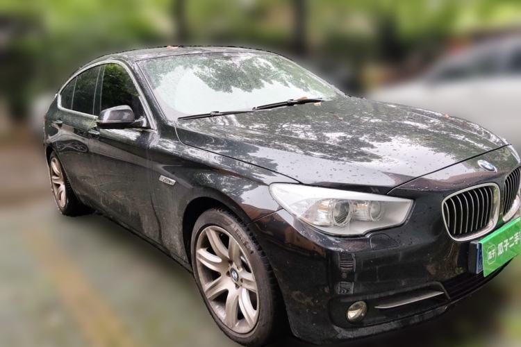 Used BMW 5 Series GT 2015 535i xDrive Front Right 45 Deg