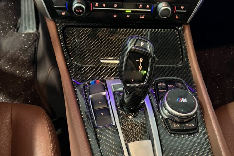 Used BMW 5 Series GT 2015 535i Leading Model Gear Lever