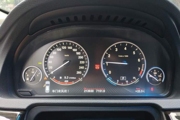 Used BMW 5 Series GT 2015 528i Luxury Edition Instrument Cluster