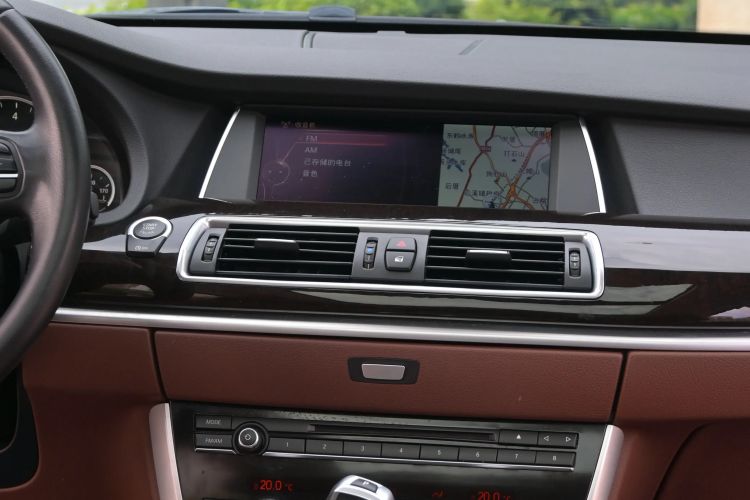 Used BMW 5 Series GT 2015 528i Leading Model Interior 3