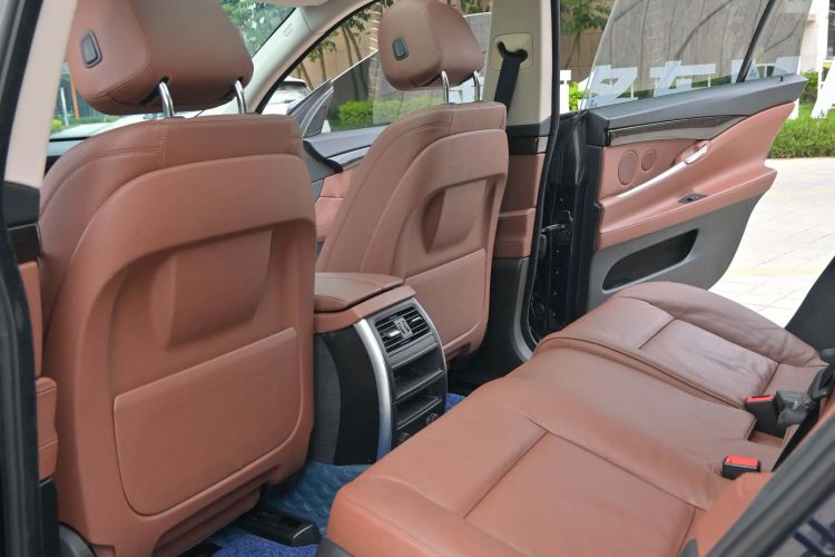 Used BMW 5 Series GT 2015 528i Leading Model Interior 7