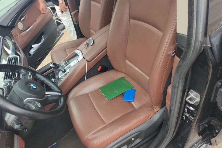 Used BMW 5 Series GT 2015 535i Leading Model Left Front Seat