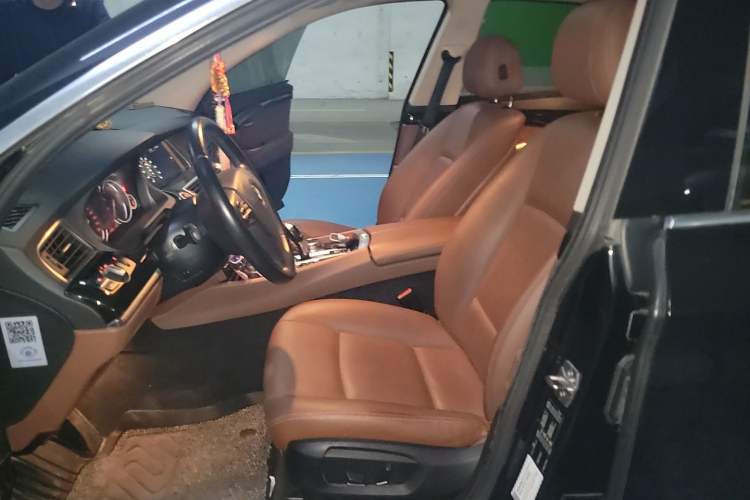 Used BMW 5 Series GT 2015 528i Leading Model Left Front Seat