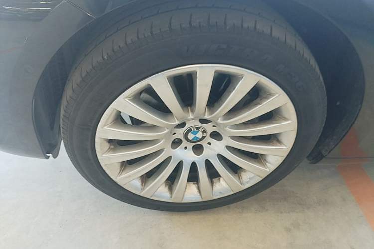 Used BMW 5 Series GT 2015 535i Leading Model Left Front Wheel Hub