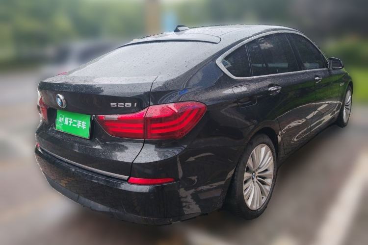 Used BMW 5 Series GT 2015 528i Luxury Edition Rear Right 45 Deg