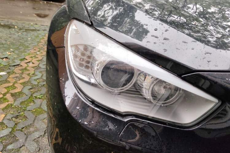 Used BMW 5 Series GT 2015 535i xDrive Right Front Headlight