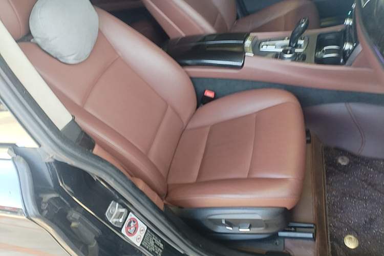 Used BMW 5 Series GT 2015 535i Leading Model Right Front Seat