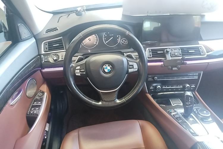 Used BMW 5 Series GT 2015 535i Leading Model Steering Wheel