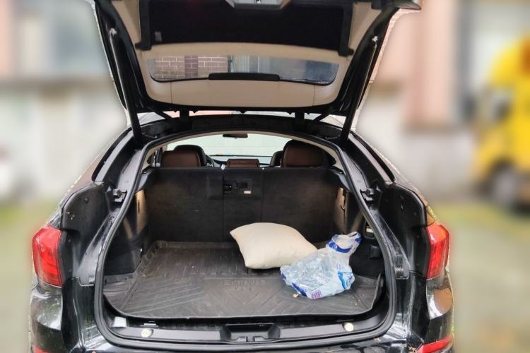 Used BMW 5 Series GT 2015 535i xDrive Trunk