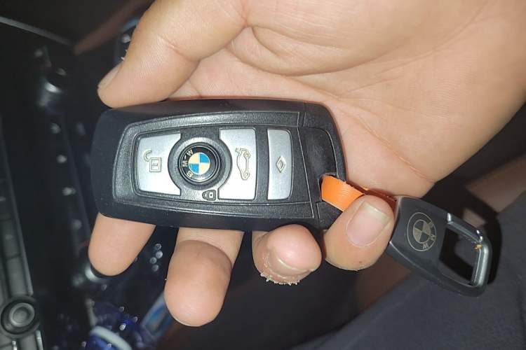 Used BMW 5 Series GT 2015 528i Leading Model Vehicle Key