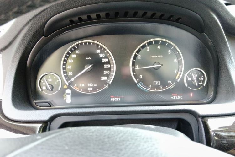 Used BMW 5 Series GT 2015 528i Leading Model Instrument Cluster