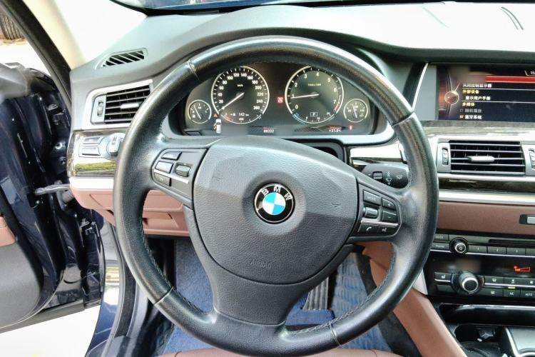 Used BMW 5 Series GT 2015 528i Leading Model Steering Wheel