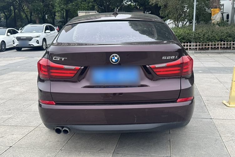 Used BMW 5 Series GT 2015 528i Leading Model Exterior 3