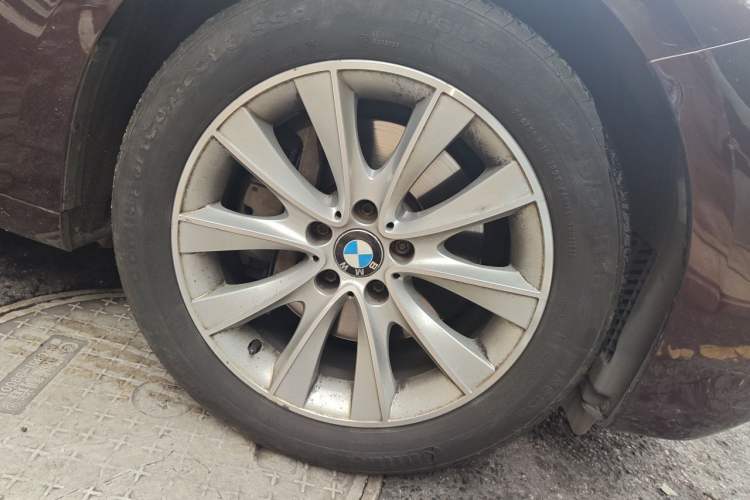 Used BMW 5 Series GT 2015 528i Leading Model Right Front Wheel Hub
