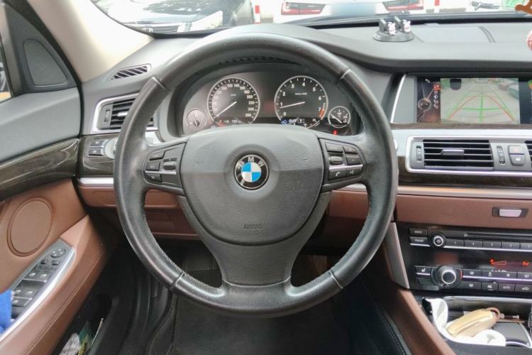 Used BMW 5 Series GT 2015 528i Leading Model Steering Wheel