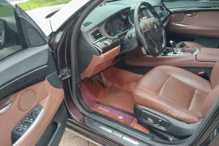 Used BMW 5 Series GT 2015 528i Leading Model Driver Seat