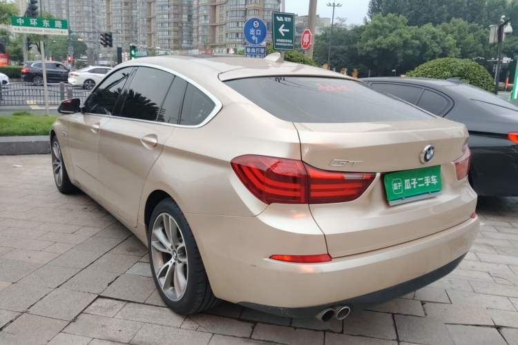 Used BMW 5 Series GT 2015 528i Leading Model Rear Left 45 Deg