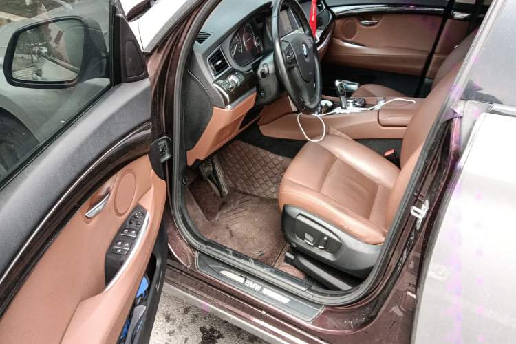 Used BMW 5 Series GT 2015 528i Leading Model Driver Seat