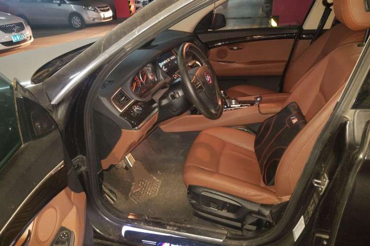 Used BMW 5 Series GT 2015 528i Leading Model Driver Seat