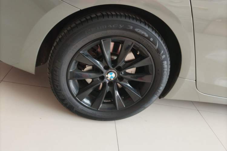 Used BMW 5 Series GT 2015 528i Leading Model Exterior 8