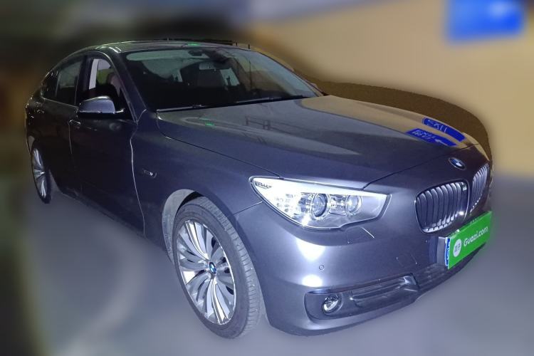 Used BMW 5 Series GT 2015 535i Luxury Edition Front Right 45 Deg