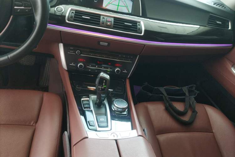 Used BMW 5 Series GT 2015 528i Leading Model Gear Lever