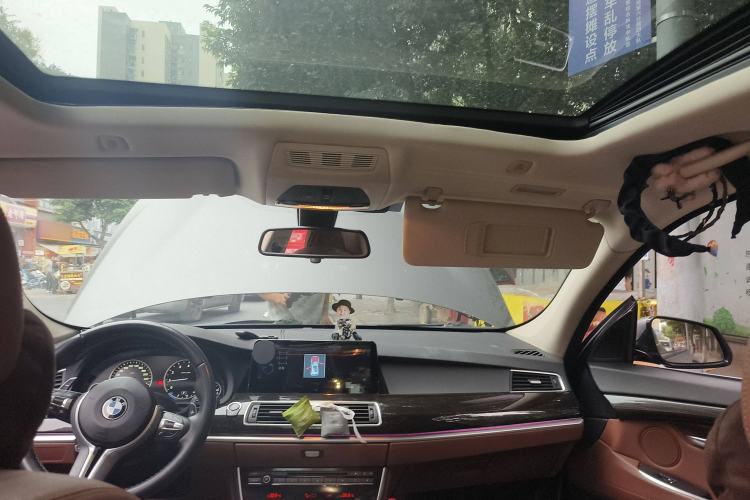 Used BMW 5 Series GT 2015 528i Leading Model Headliner