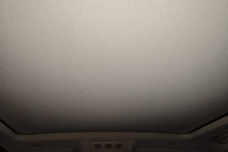 Used BMW 5 Series GT 2015 528i Leading Model Headliner