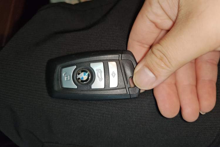 Used BMW 5 Series GT 2015 528i Leading Model Interior 1