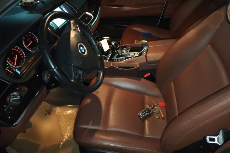 Used BMW 5 Series GT 2015 528i Leading Model Left Front Seat