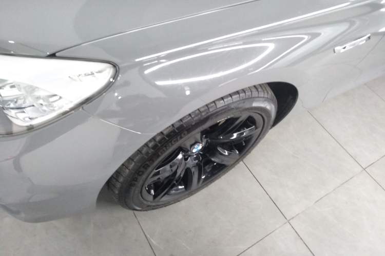 Used BMW 5 Series GT 2015 528i Luxury Edition Left Front Wheel Hub
