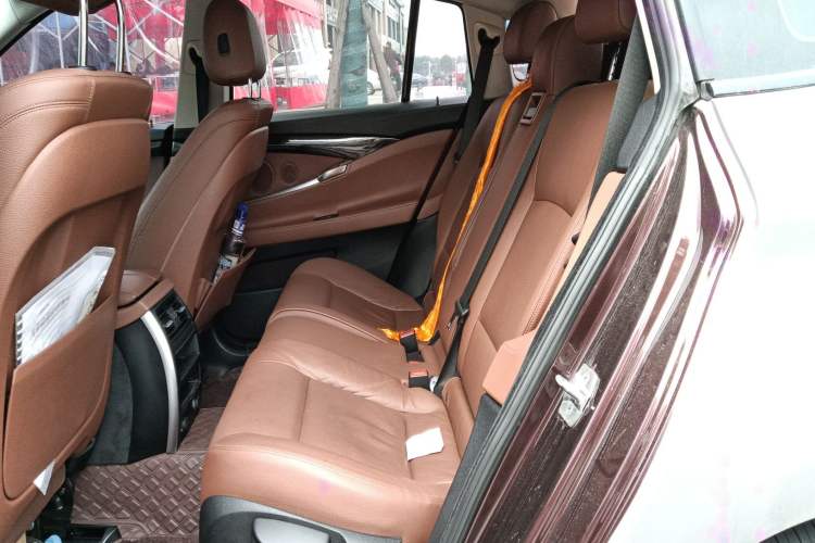 Used BMW 5 Series GT 2015 528i Leading Model Left Rear Seat