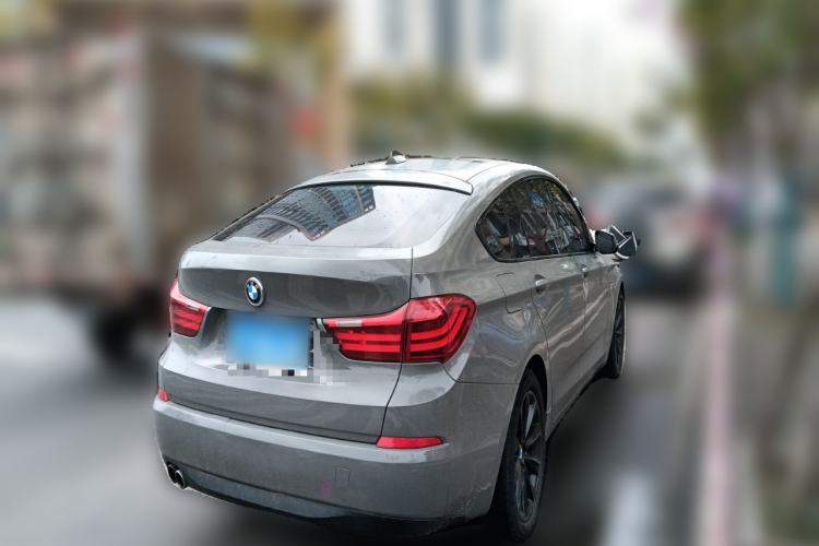 Used BMW 5 Series GT 2015 528i Leading Model Rear Right 45 Deg