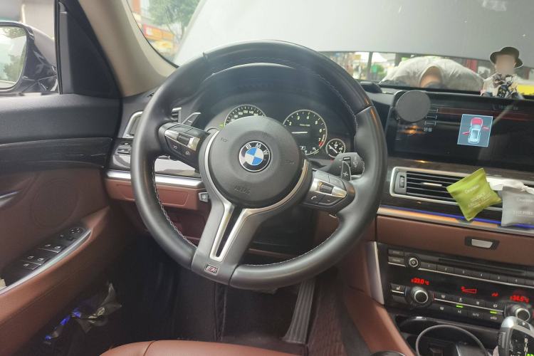 Used BMW 5 Series GT 2015 528i Leading Model Steering Wheel