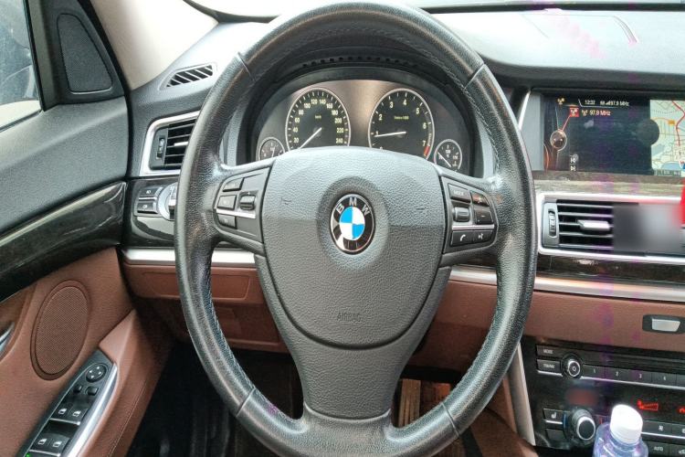 Used BMW 5 Series GT 2015 528i Leading Model Steering Wheel