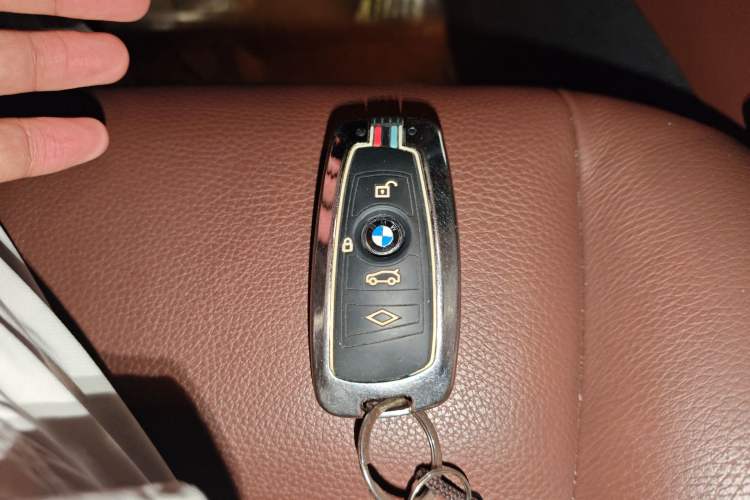 Used BMW 5 Series GT 2015 528i Leading Model Vehicle Key