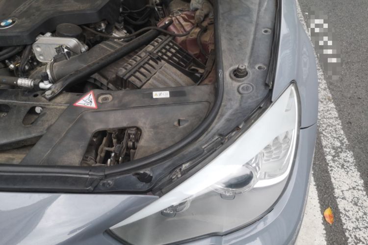 Used BMW 5 Series GT 2015 528i Leading Model Engine Bay Left