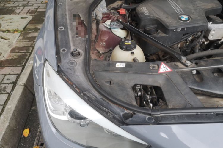 Used BMW 5 Series GT 2015 528i Leading Model Engine Bay Right