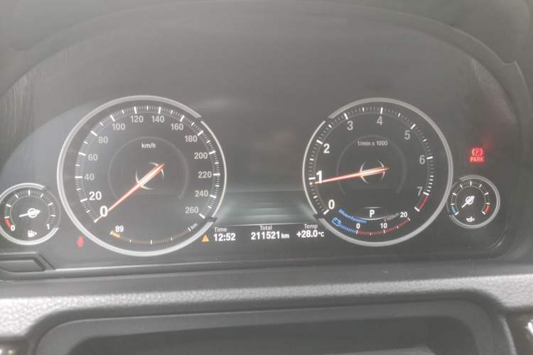 Used BMW 5 Series GT 2015 528i Leading Model Instrument Cluster